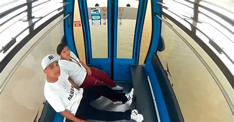 Aparece la pareja de video sexual en teleférico de Guayaquil:。